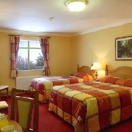 Minotel Darby O'gills Hotel 3*